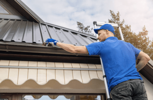 gutter cleaning in detroit